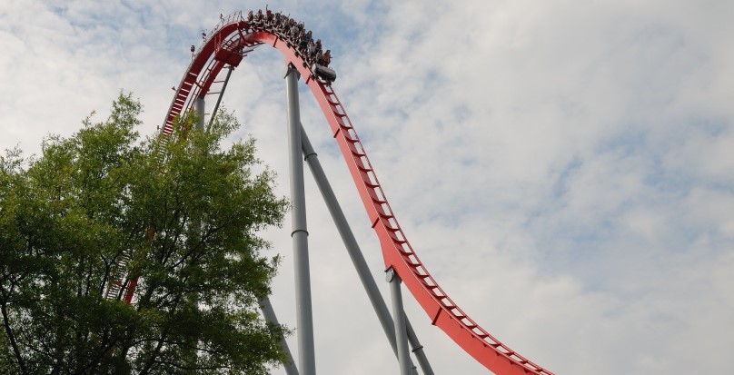 roller-coaster-2461737_1920-1.jpg
