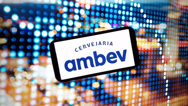 Ambev (ABEV3) pagará dividendos: veja como receber